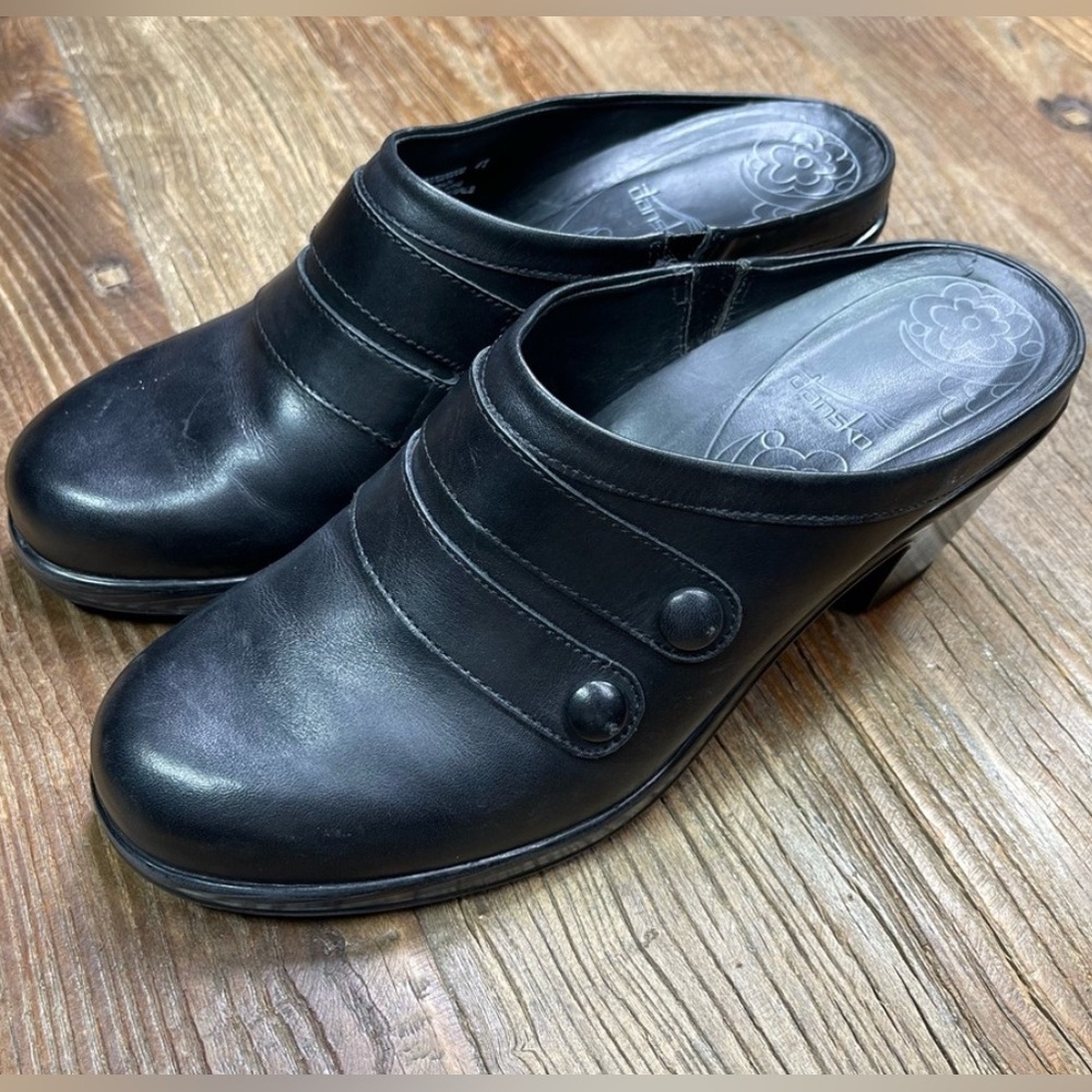 Dansko Blake Black Leather Backless Mules with Buttons & Straps Size 38 (7-7.5)